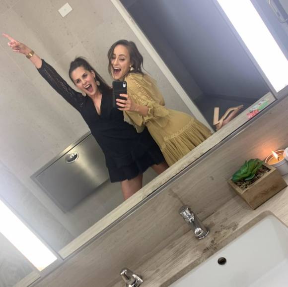 Meet your Posher, Danielle - Picture 1 of 1